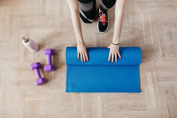 Quels sont les bienfaits des exercices de renforcement du plancher pelvien pour les femmes de tous âges ?
